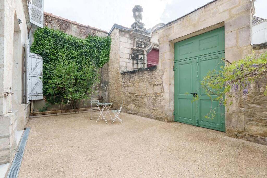 Appartement Lumineux Avec Cour Chaumont  Exterior foto